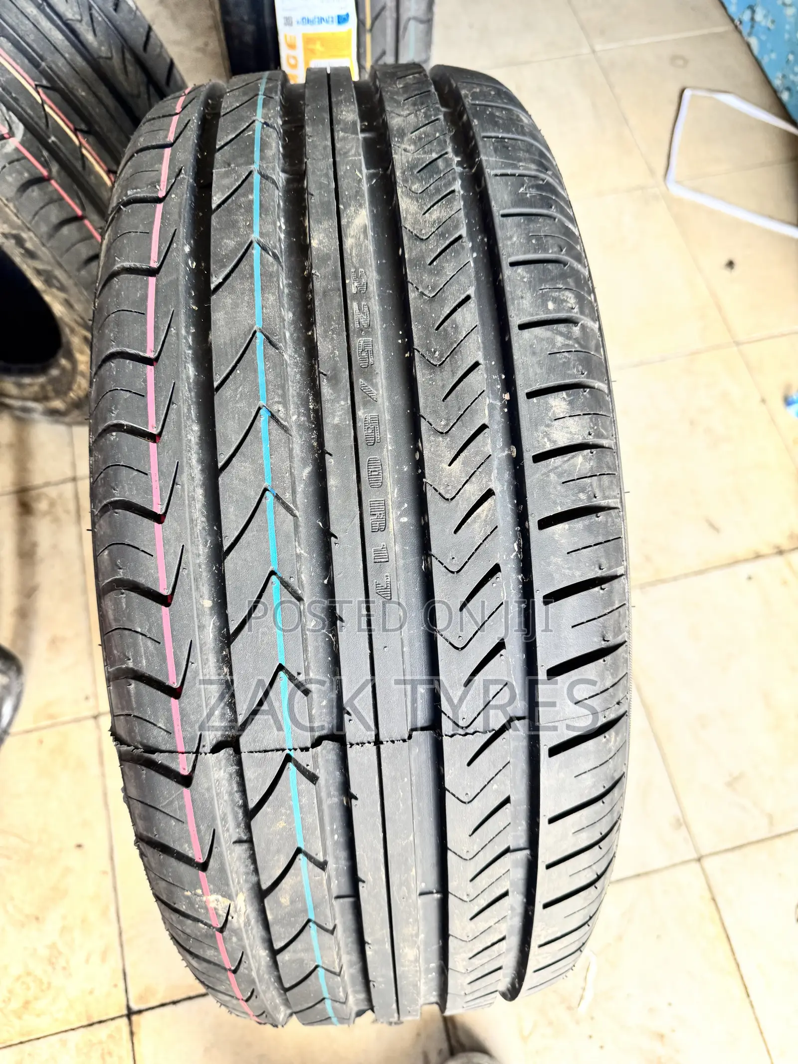 225/50r17 Mirage
