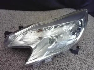 Nissan Note Headlight 2017 Xenon