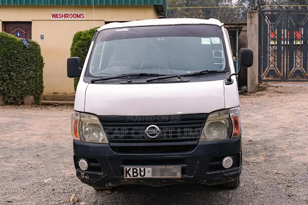 Nissan Caravan 2006 White