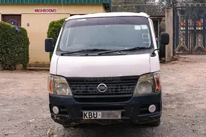 Nissan Caravan 2006 White