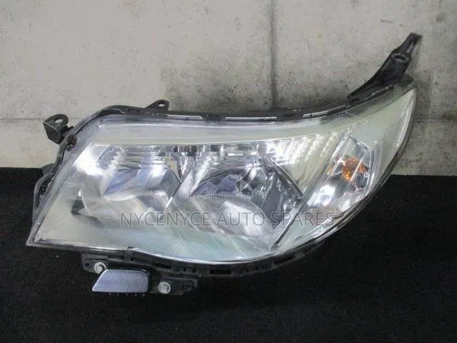 Subaru SH5 Headlight