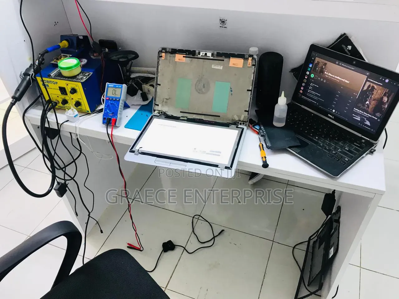 Laptop Screen Replacement