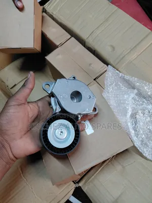 Toyota Fielder New Model 1nr/2nr Engine Fanbelt Tensioner