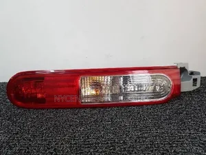 Tailight Nissan Cube