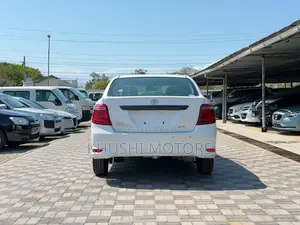 Toyota Axio 2018 White