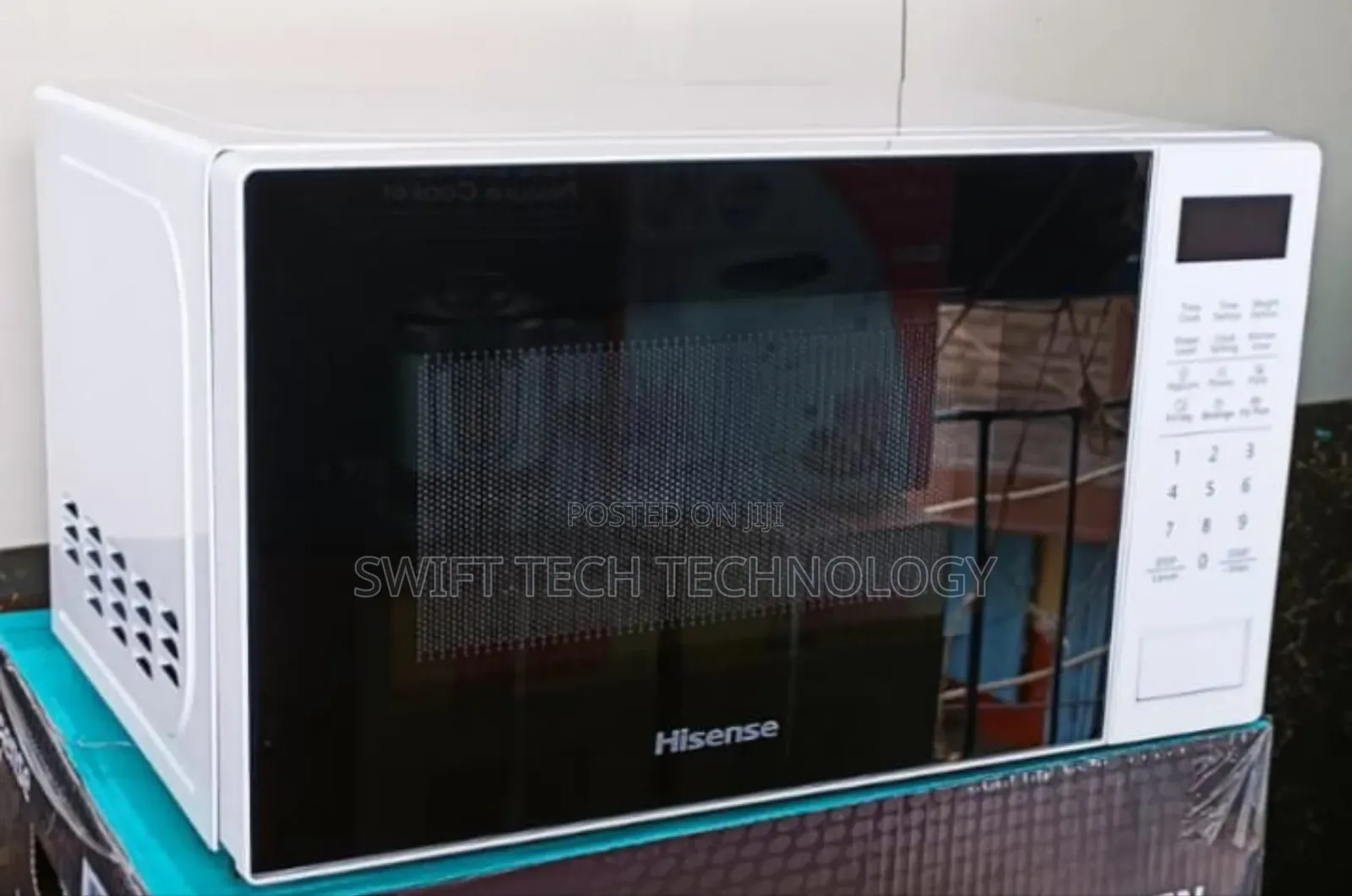 Hisense Microwave 20l 700watts Digital Microwave