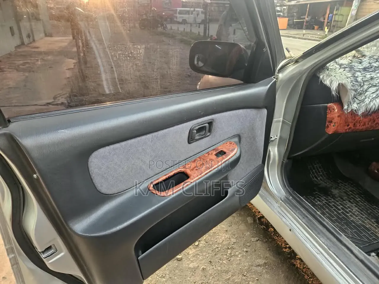 Nissan Sunny 1998 Silver