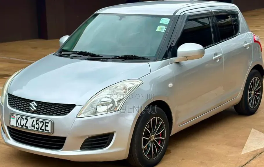 Suzuki Swift 2013 Silver