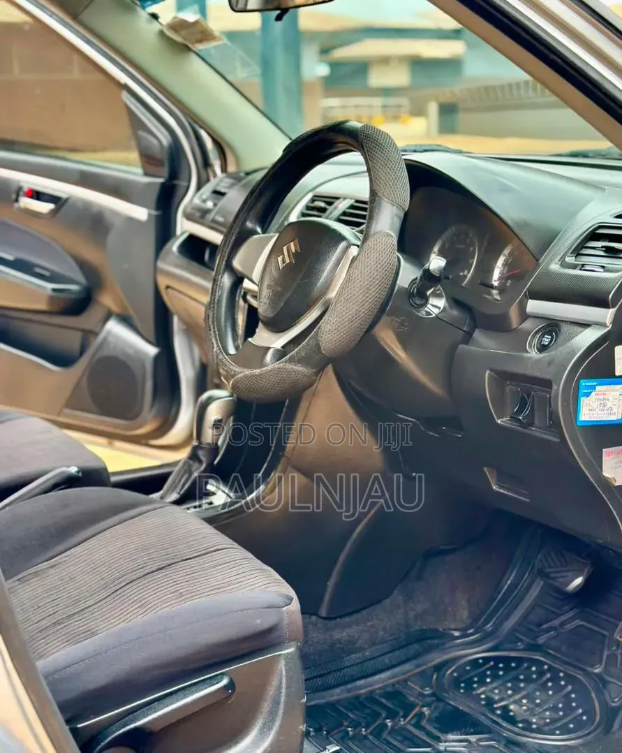 Suzuki Swift 2013 Silver