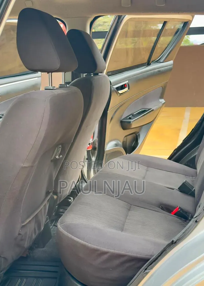Suzuki Swift 2013 Silver