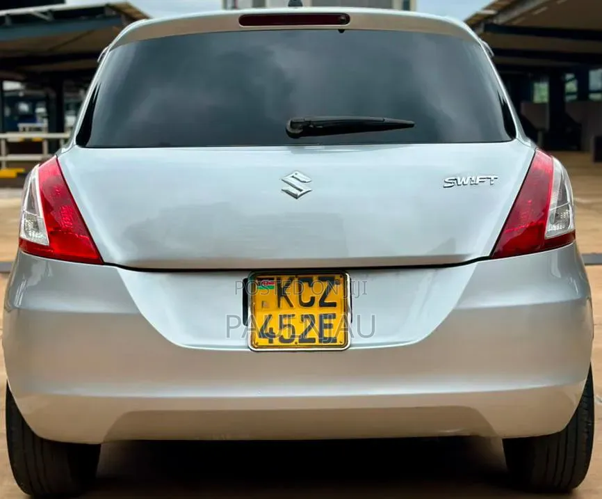 Suzuki Swift 2013 Silver