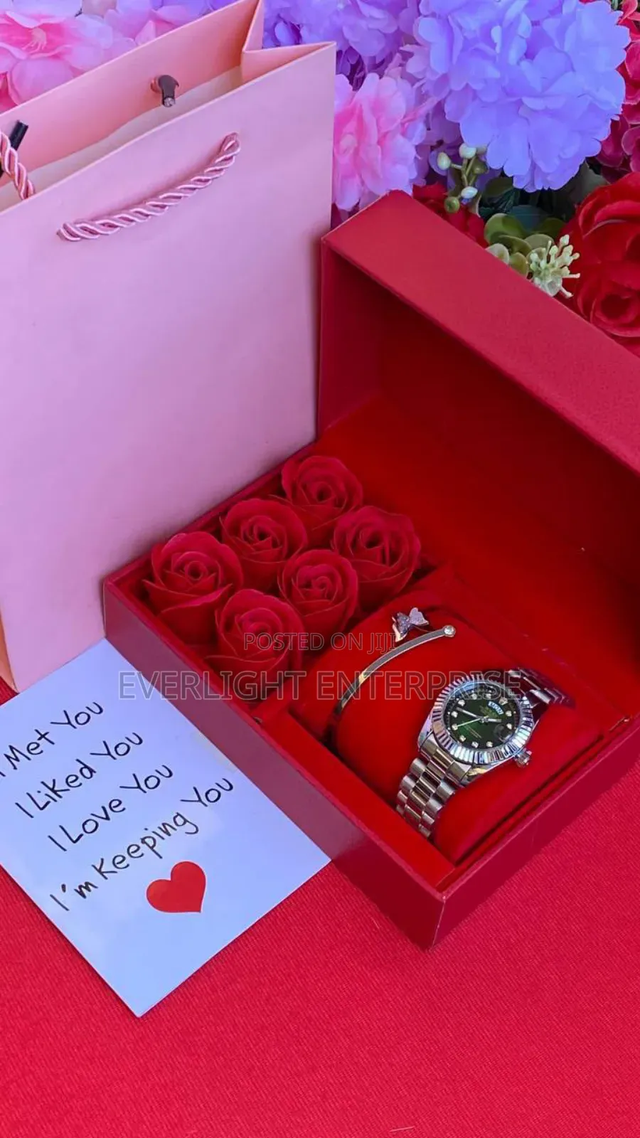 New Girlfriends Day Gift Set