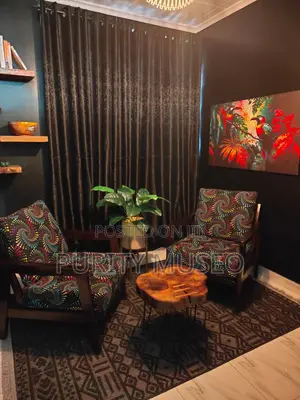 Studio/Office Seats
