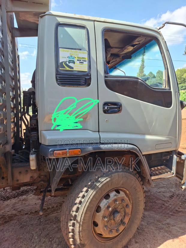 Isuzu FVZ 6×4 - thumbnail 3