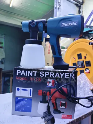 Makita Electric 600W Spraygun /800ml
