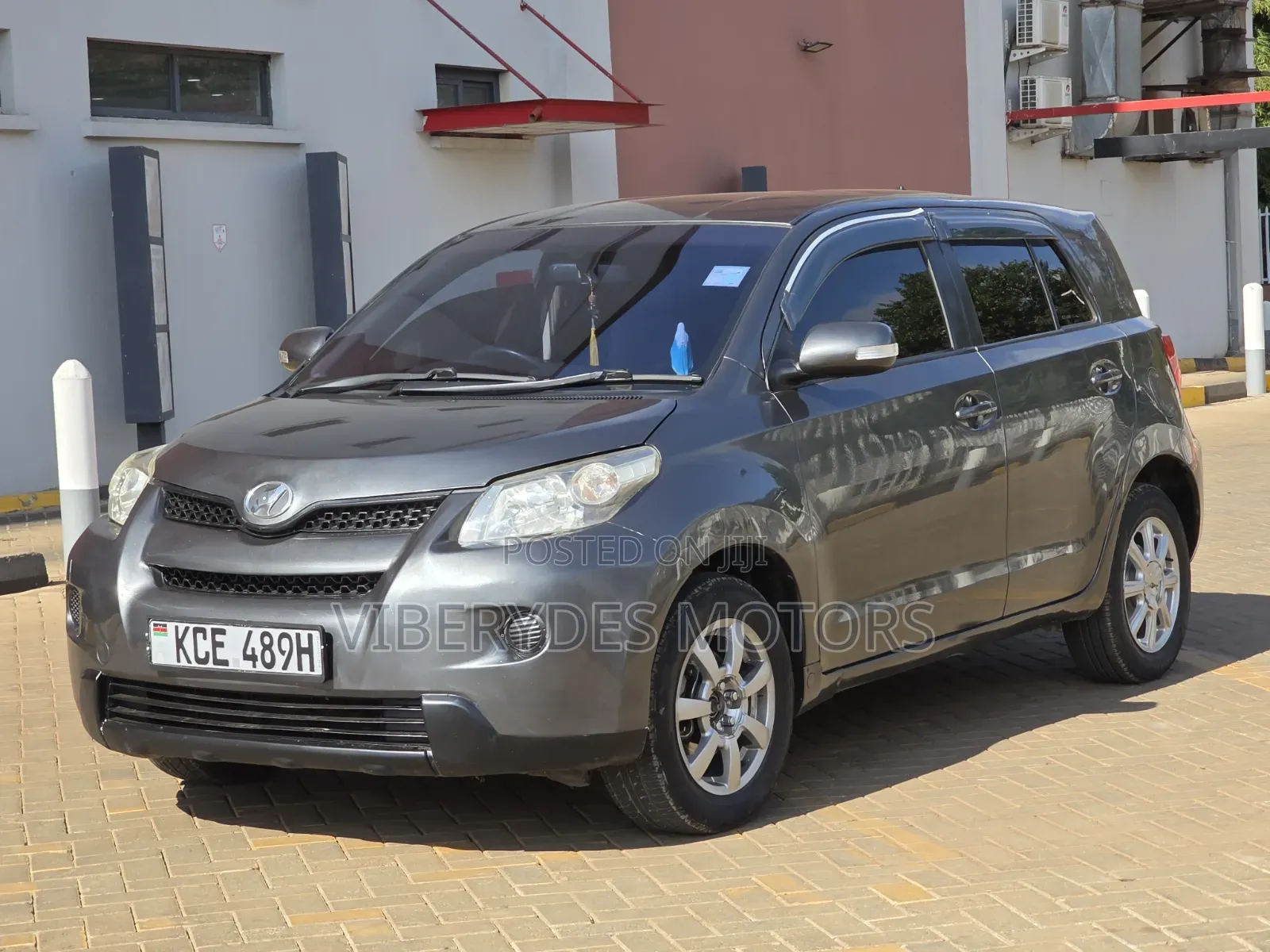 Toyota IST 2008 Gray