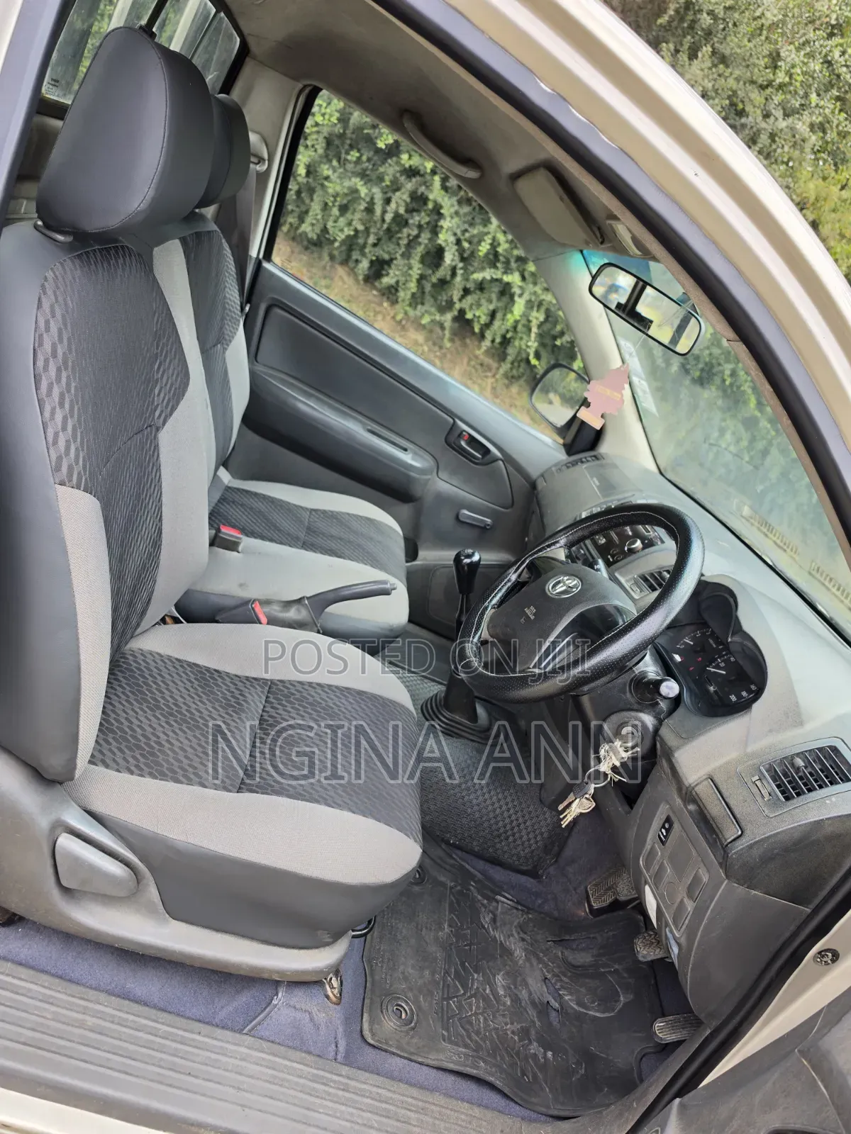 Toyota Hilux 2014 Silver