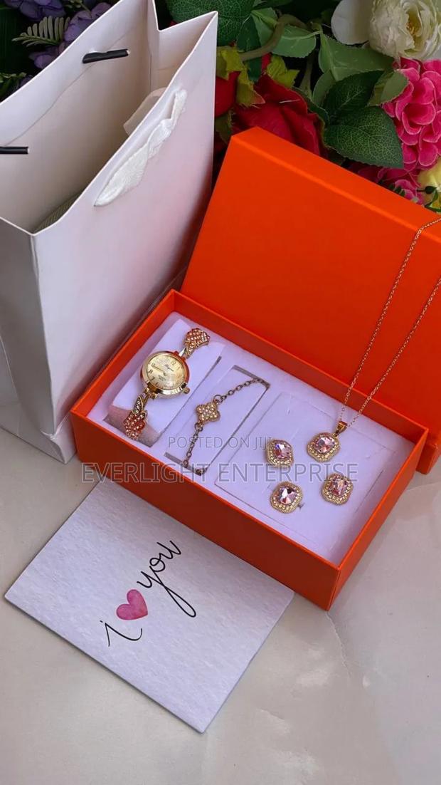 Cute Girlfriends Day Gift Set - thumbnail 2