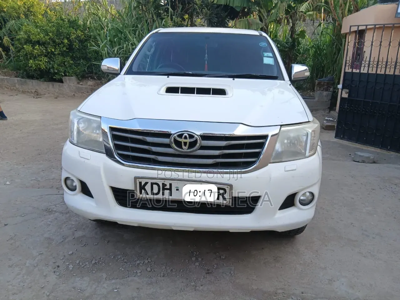 Toyota Hilux 2015 Off white