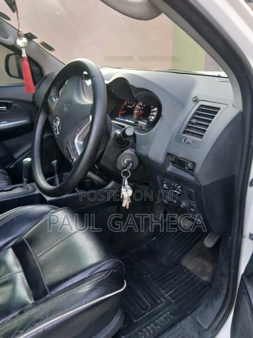 Toyota Hilux 2015 Off white