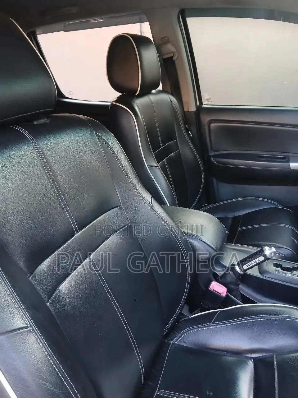 Toyota Hilux 2015 Off white
