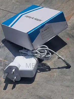 Apple MacBook 45W MagSafe L-Tip Charging Adapter