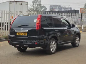 Nissan X-Trail 2010 Black