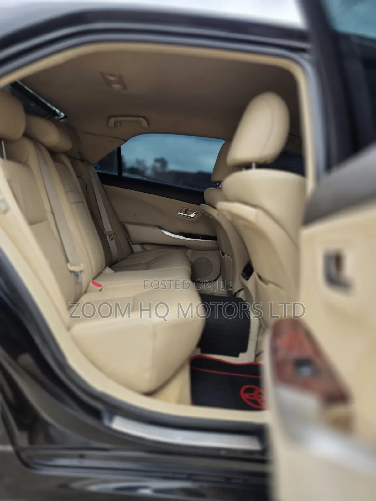 Toyota Crown 2011 Black