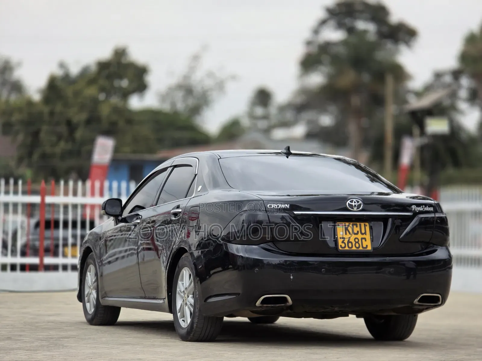 Toyota Crown 2011 Black