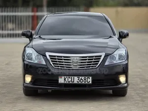 Toyota Crown 2011 Black