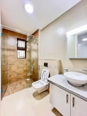 3bdrm Apartment in Muthangari for rent
