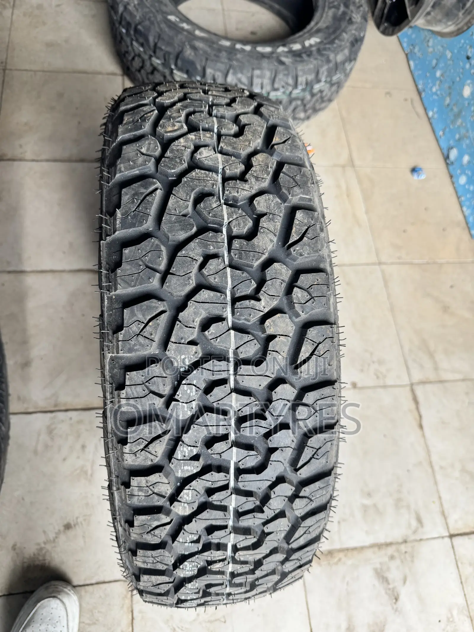 215/70r16 Wideway a/T