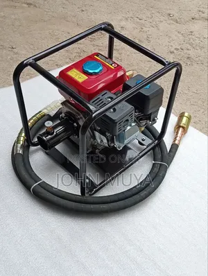 Concrete Poker Vibrator Machine With a 45mm Vibrator Shaft
