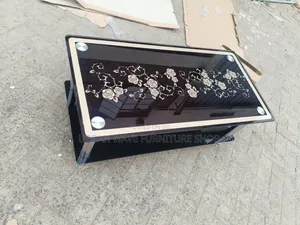 Top Glass Center Table