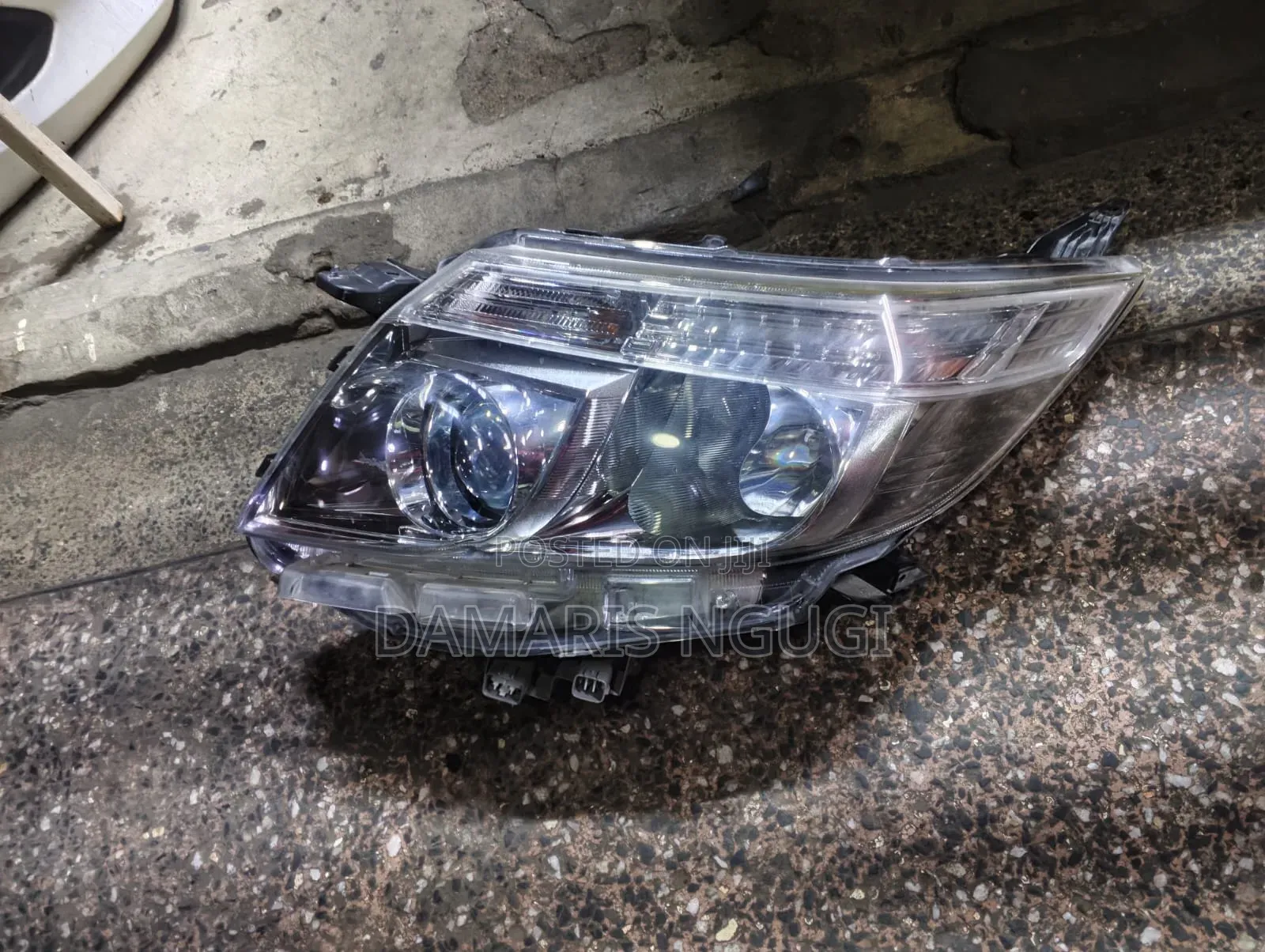 Noah Zr80 Xenon Headlight 2016/2017