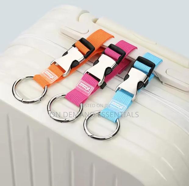 Hands Free Luggage Straps Add a Baggage - thumbnail 2