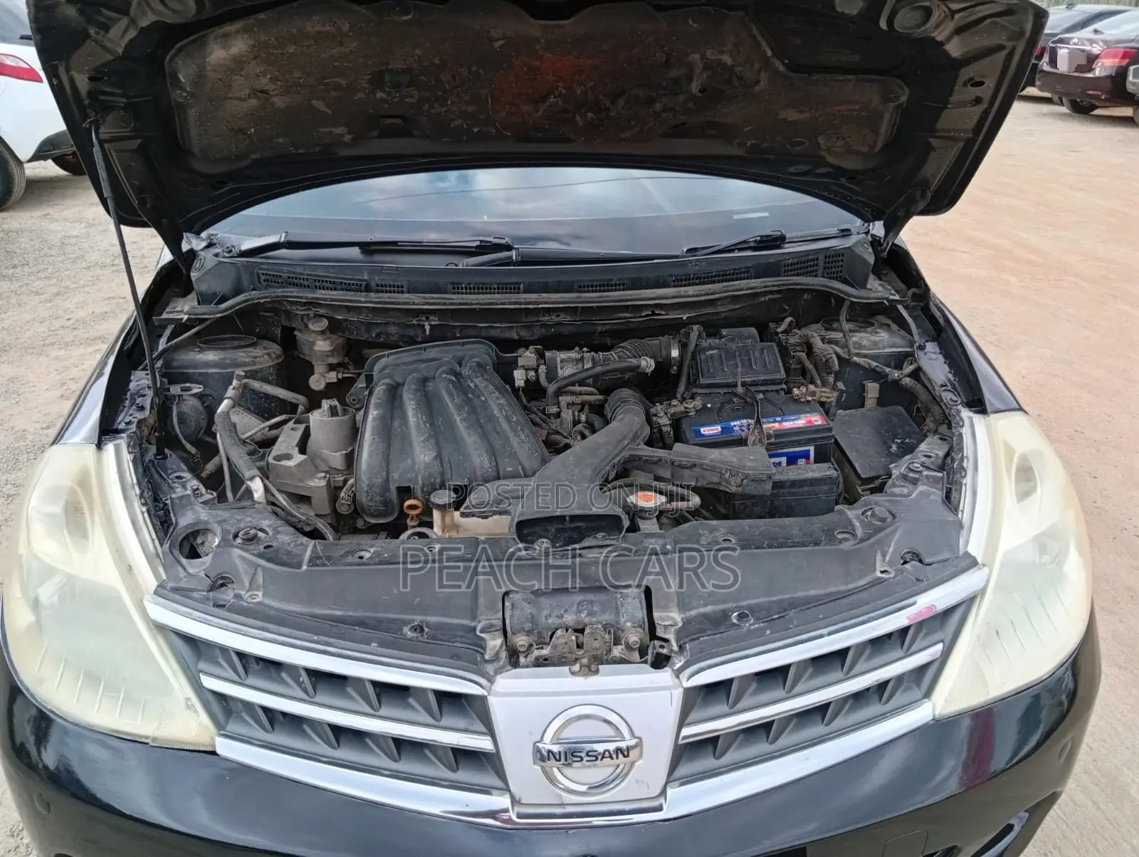 Nissan Tiida 2010 Black