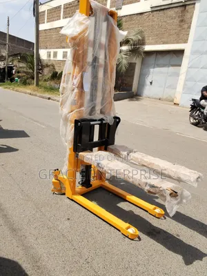 High Lift Model, Hydraulic Manual Stacker