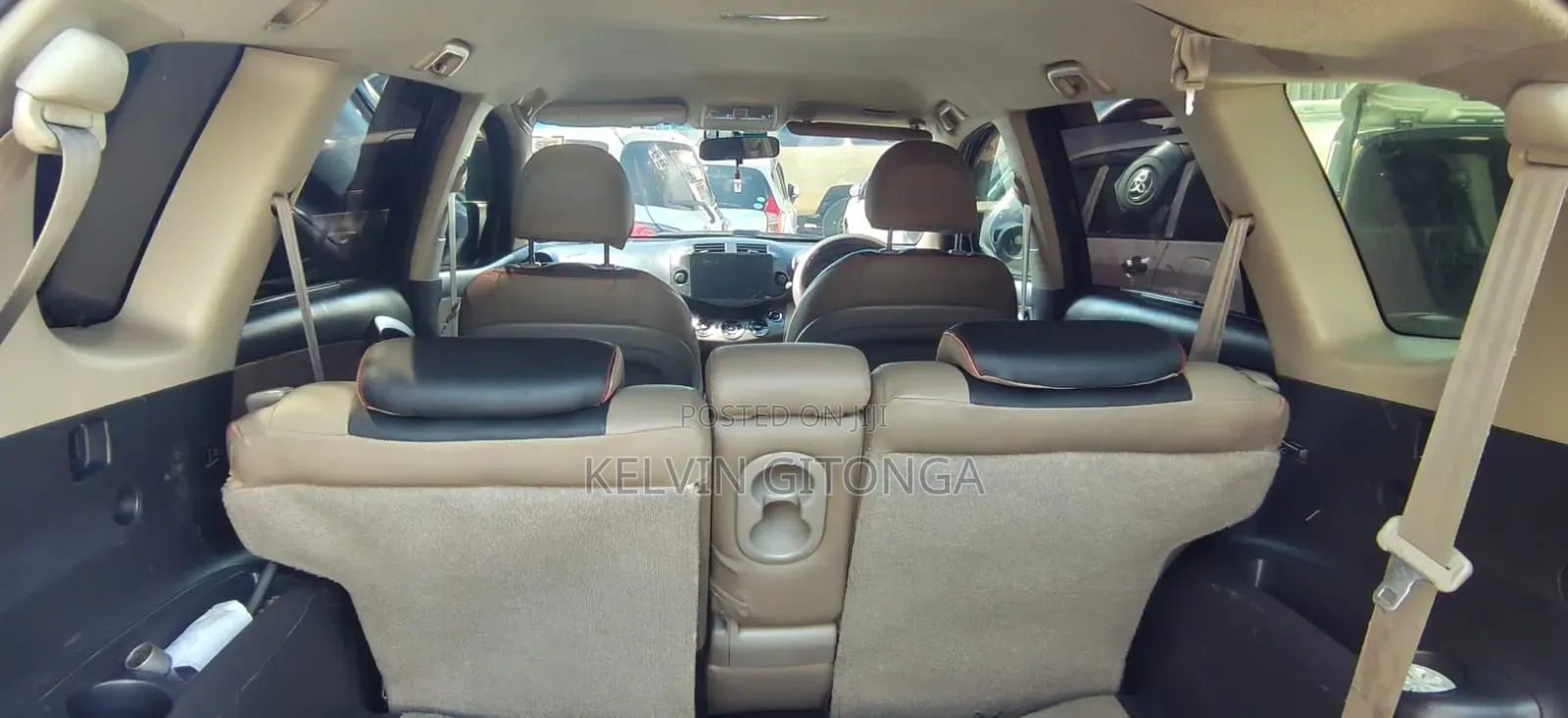 Toyota Vanguard 2011 Black