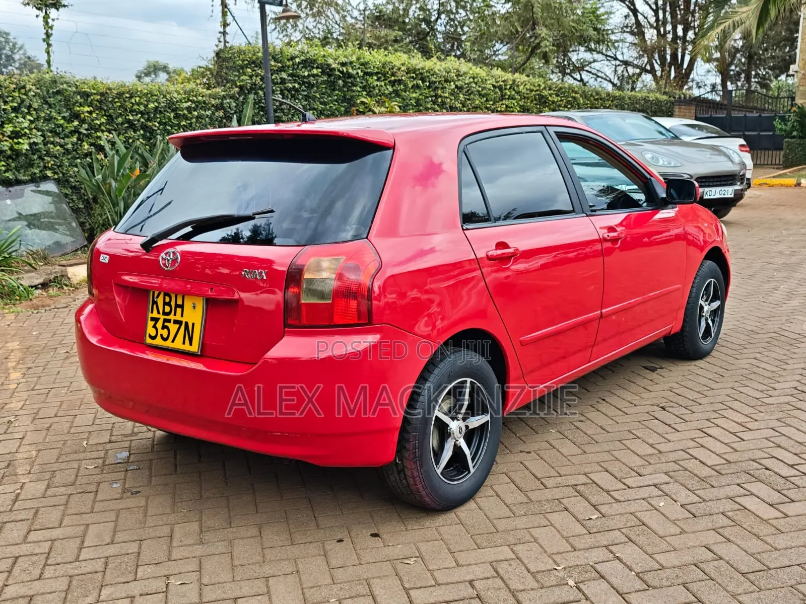 Toyota Corolla RunX 2003 Red