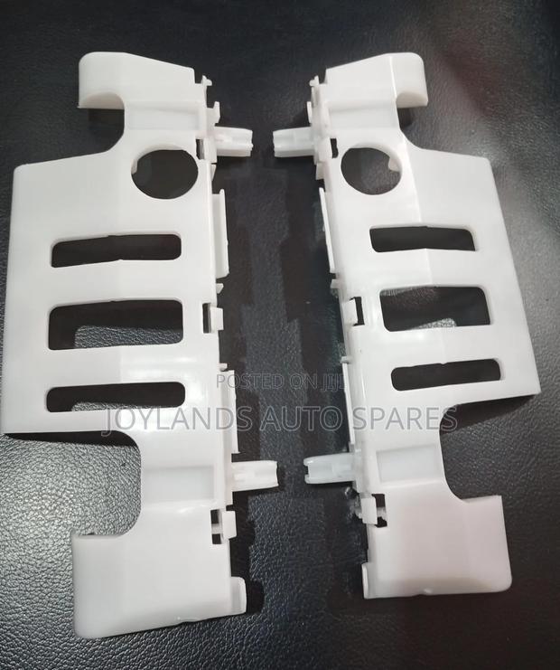 Alphard 2004-2008 Front Bumper Brackets/Bumper Slides Rh/Lh