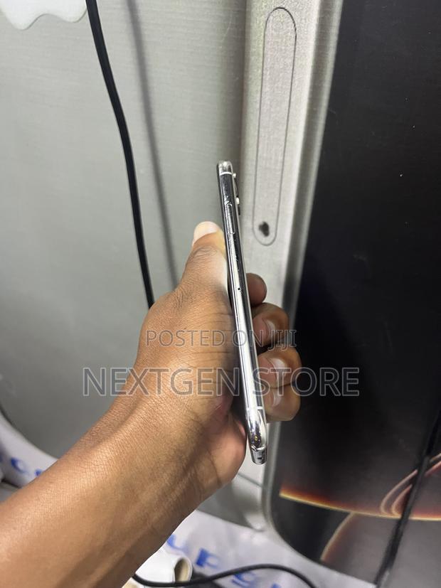 Apple iPhone XS 256 GB White - thumbnail 3