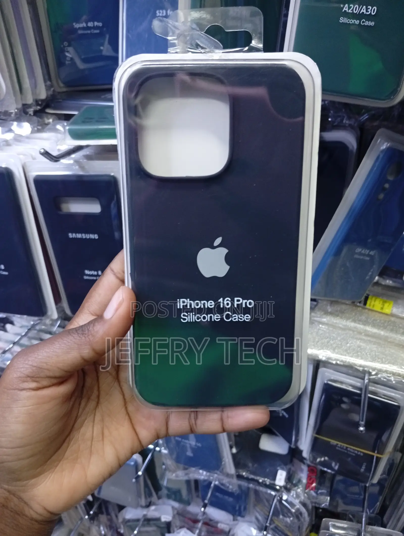 Silicone Case Designed for the iPhone 16 Pro in Retail