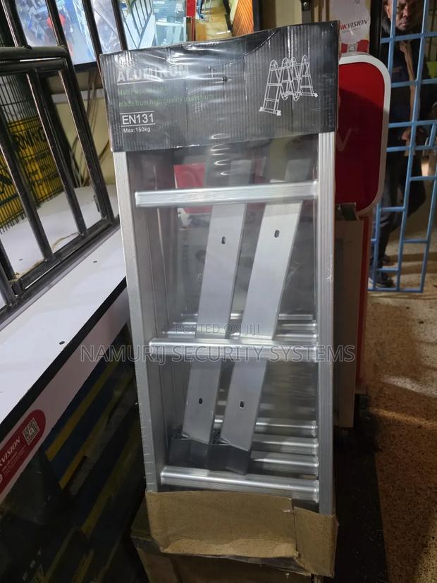 Foldable Ladder 12ft