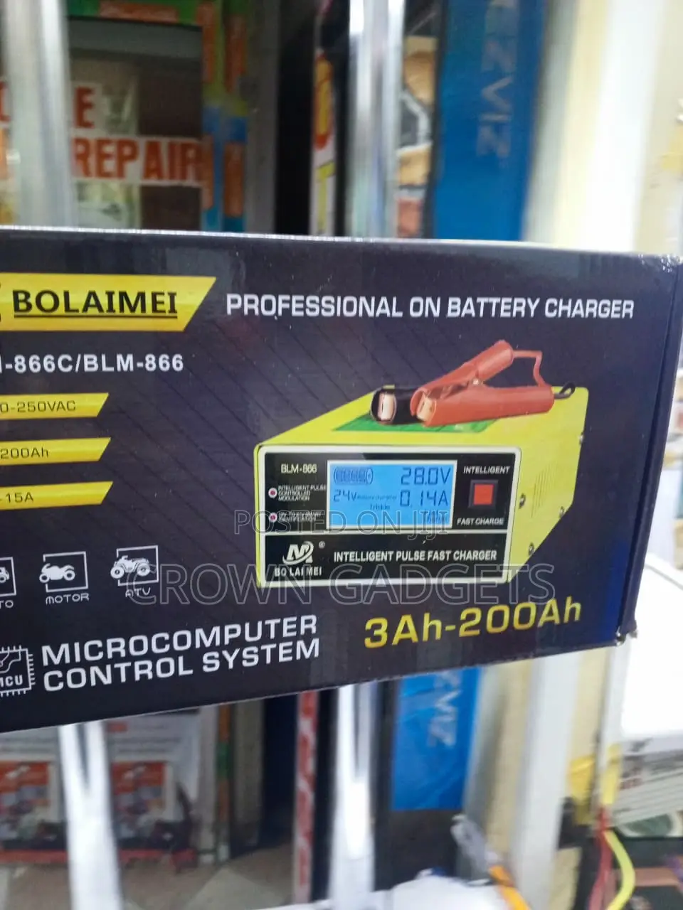 BLM-866C 12V 24V Smart Pulse Battery Charger With LCD