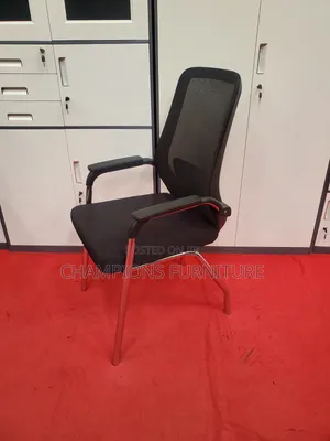 Black Mesh Visitors Chair With Contour Legs