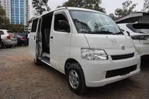 Toyota TownAce 2019 White