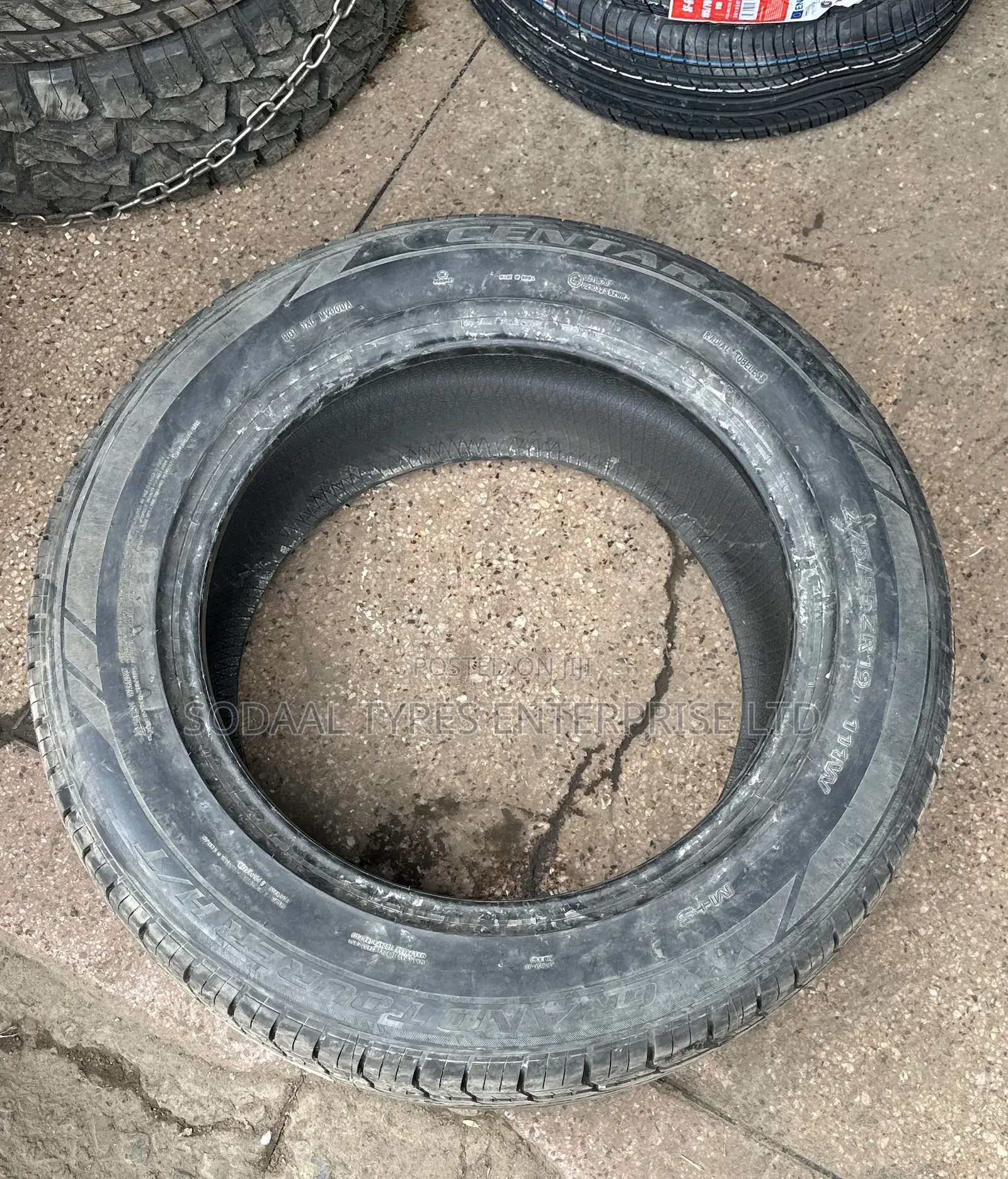 275/55r19 Centara