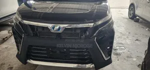 Toyota Voxy 2017-2020 Grille