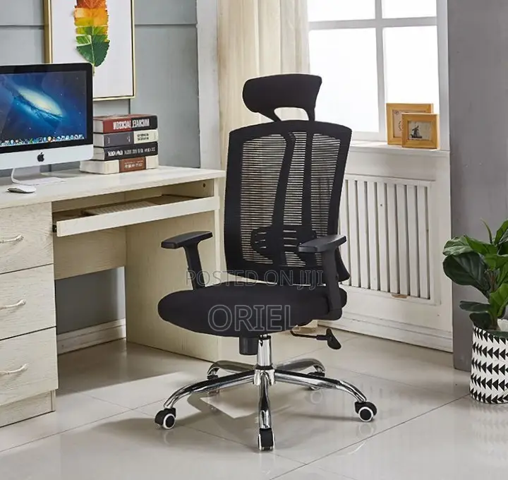 Office Chair : Ergonomic and Adjustable Office Chair